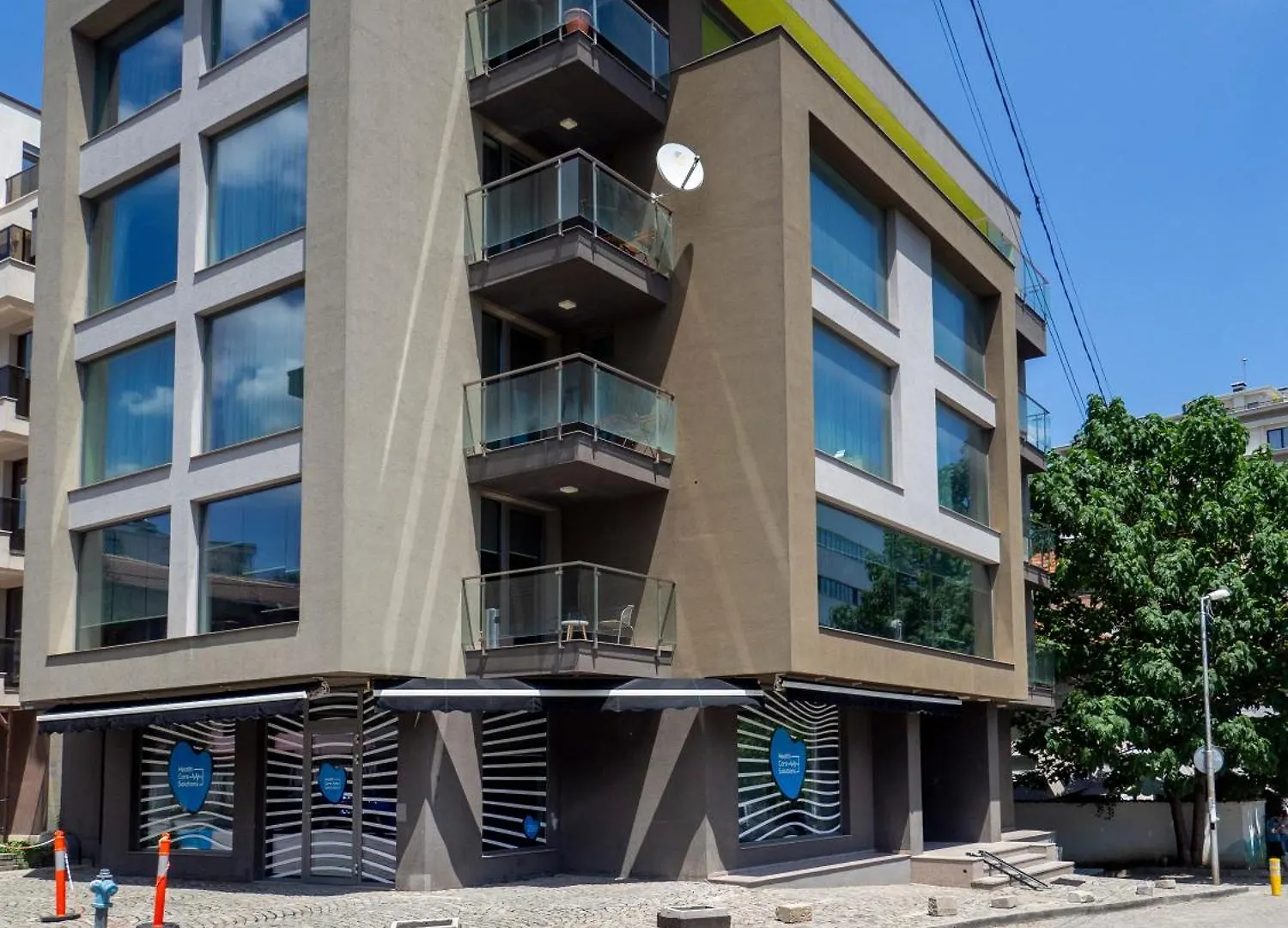 Cozy Apartment & Parking Next To St Sophia Hospital Sofia