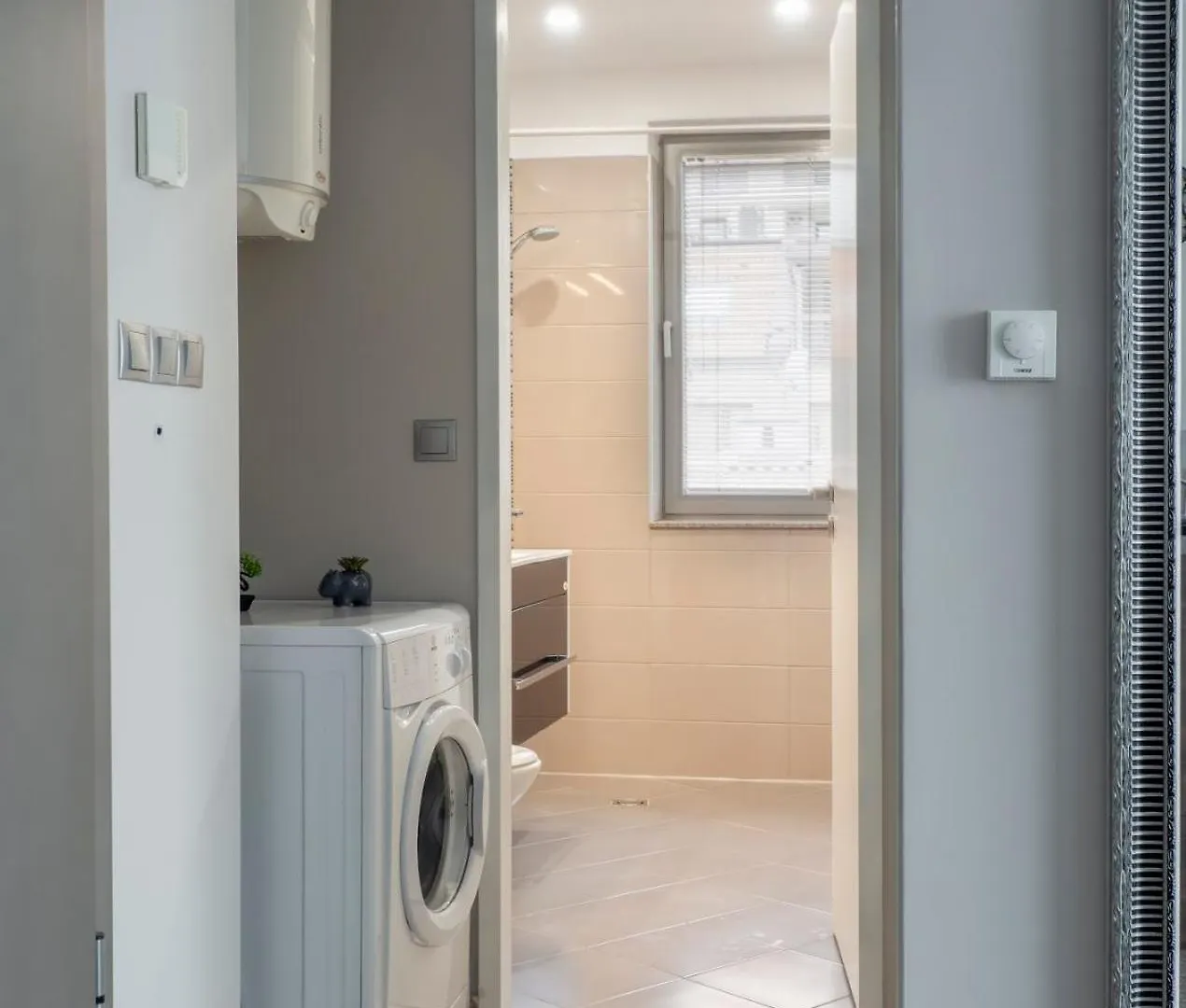 Cozy Apartment & Parking Next To St Sophia Hospital Sofia