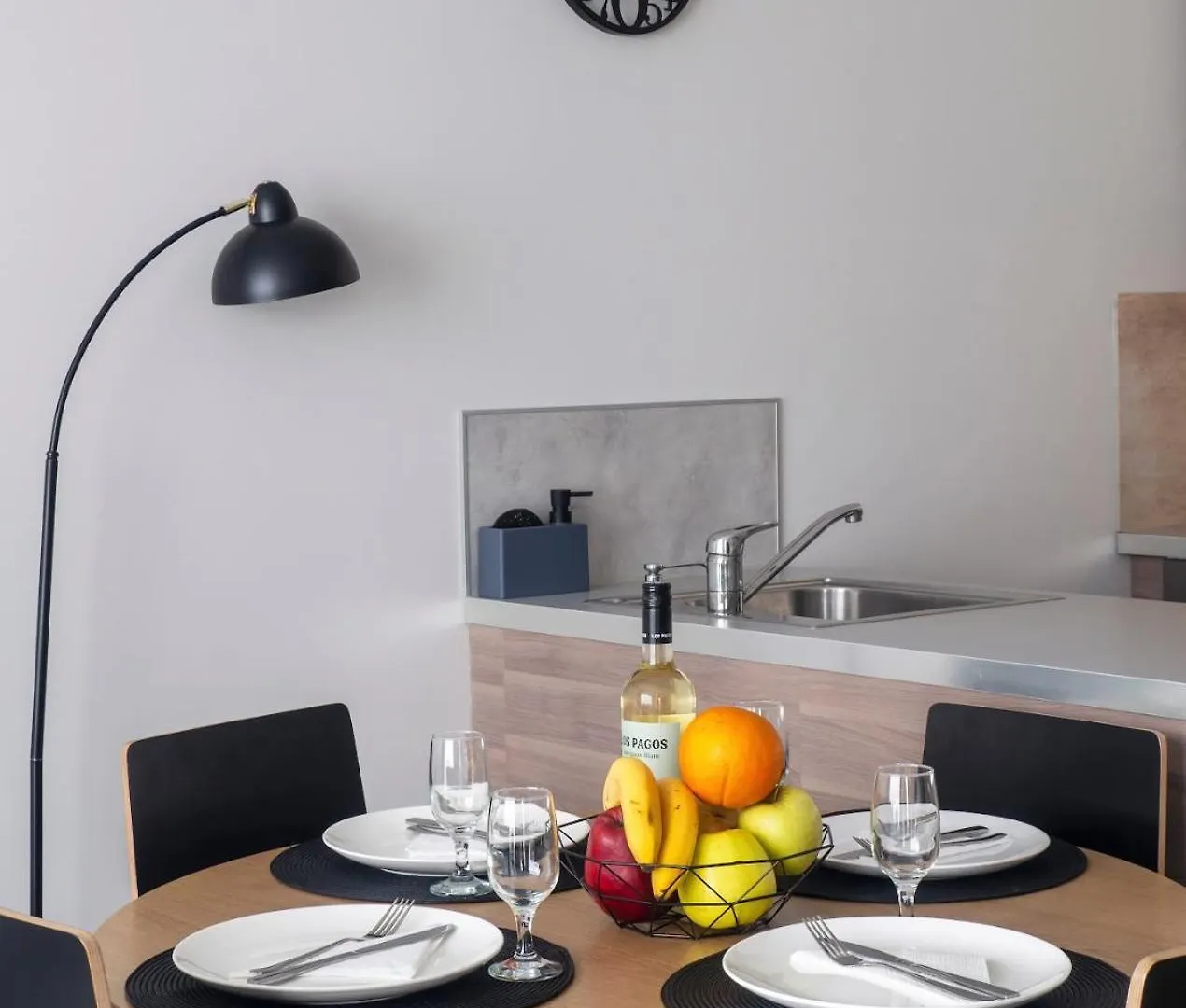 Cozy Apartment & Parking Next To St Sophia Hospital Sofia 0*,
