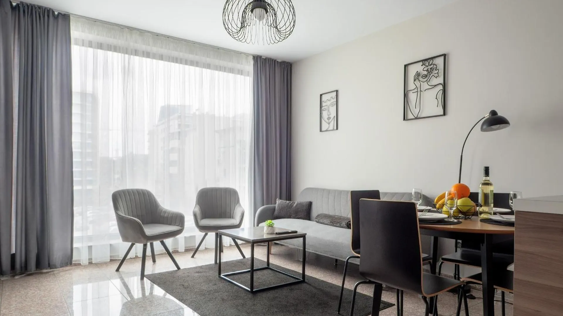 Cozy Apartment & Parking Next To St Sophia Hospital Sofia
